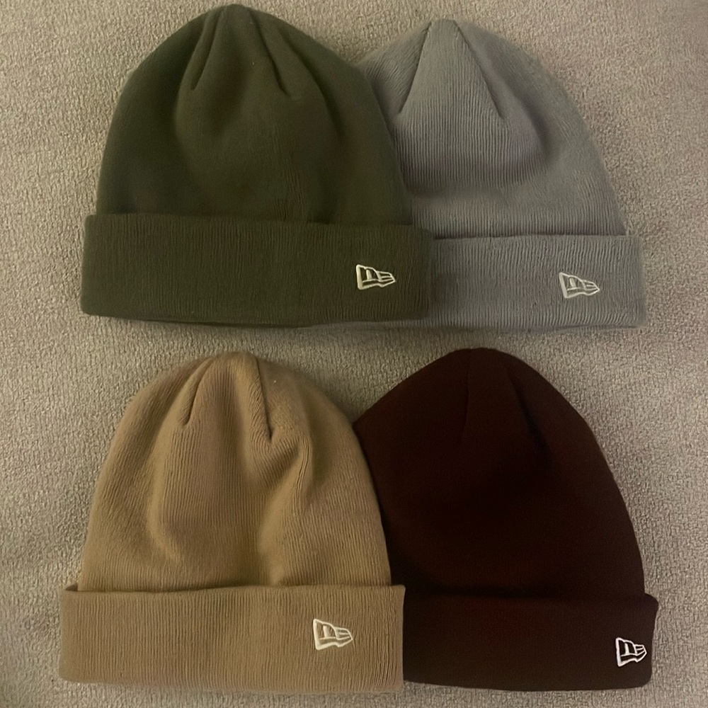 New Era Cap Basic Beanies, set of 4